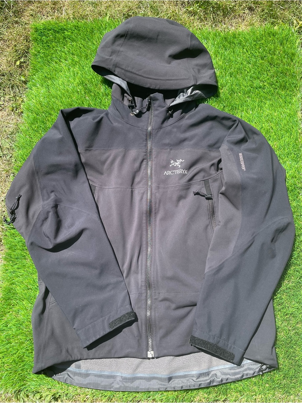 Arc’teryx Venta SV Softshell Windstopper Jacket L